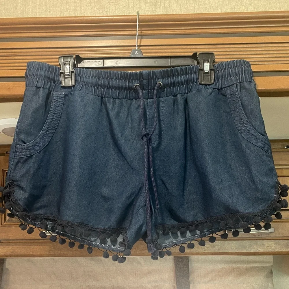 3/$25*Rampage Black High Waist Pom-Pom Shorts - Picture 2 of 6